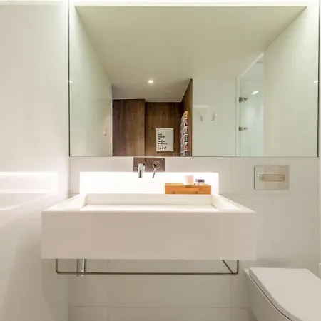 Guestready - Mid-century Near Cais Do Sodre Лиссабон