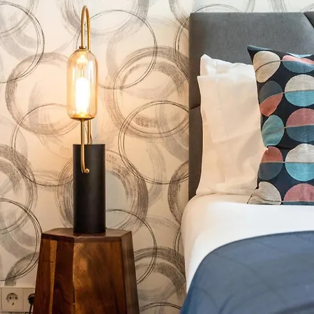Guestready - Mid-century Near Cais Do Sodre Лиссабон